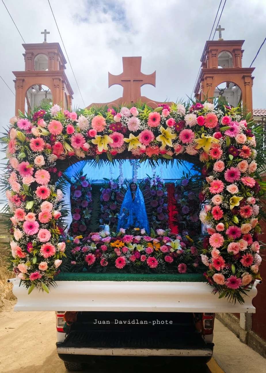 Arreglos florales  - Rostros y personas de Altotonga